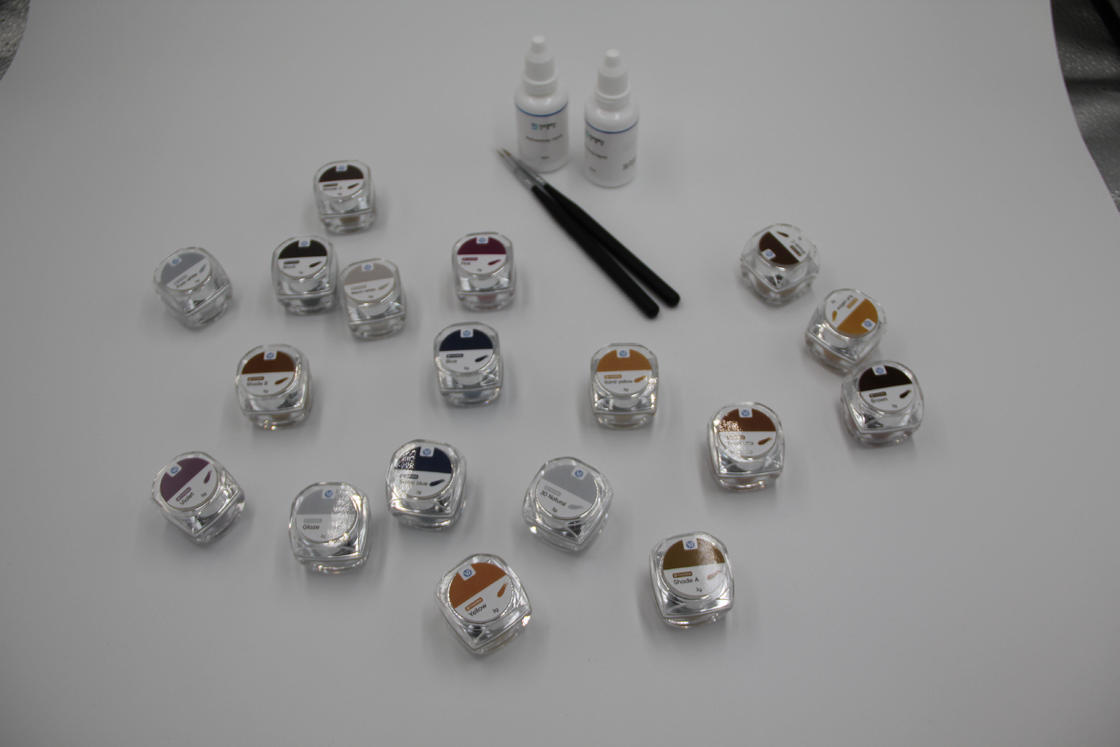 Yucera 치과 실험실 필수품 18색 세라믹 지르코니아 착색 및 글레이징 키트 (맞춤형 치아용)